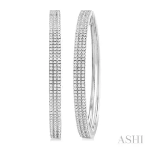 1 ctw Triple Row Pave Set Round Cut Diamond Fashion Hoop Earring in 14K White Gold 1 ctw Triple Row Pave Set Round Cut Diamond Fashion Hoop Earring in 14K White Gold