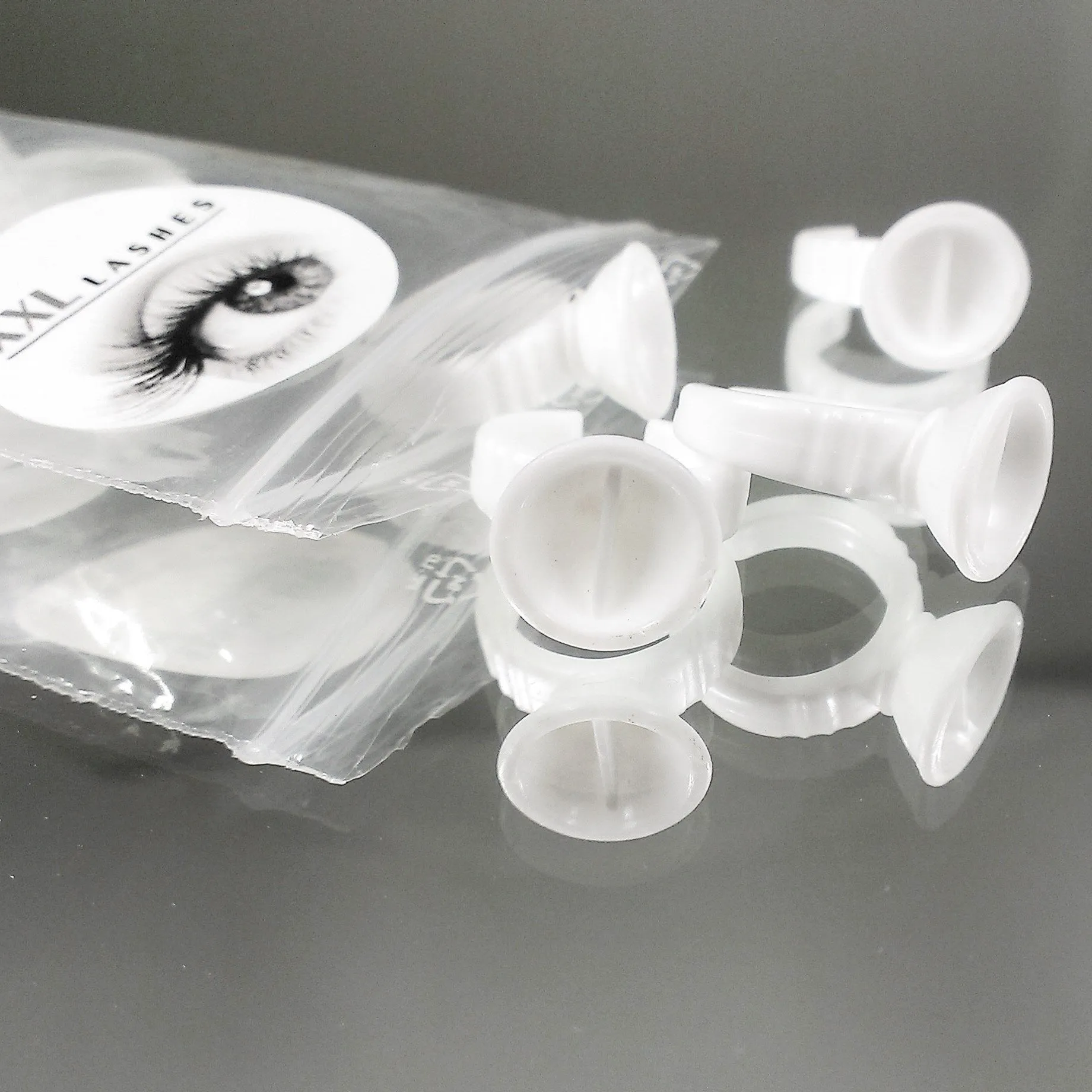 10 Double Chamber Adhesive and Pigment Holder Rings