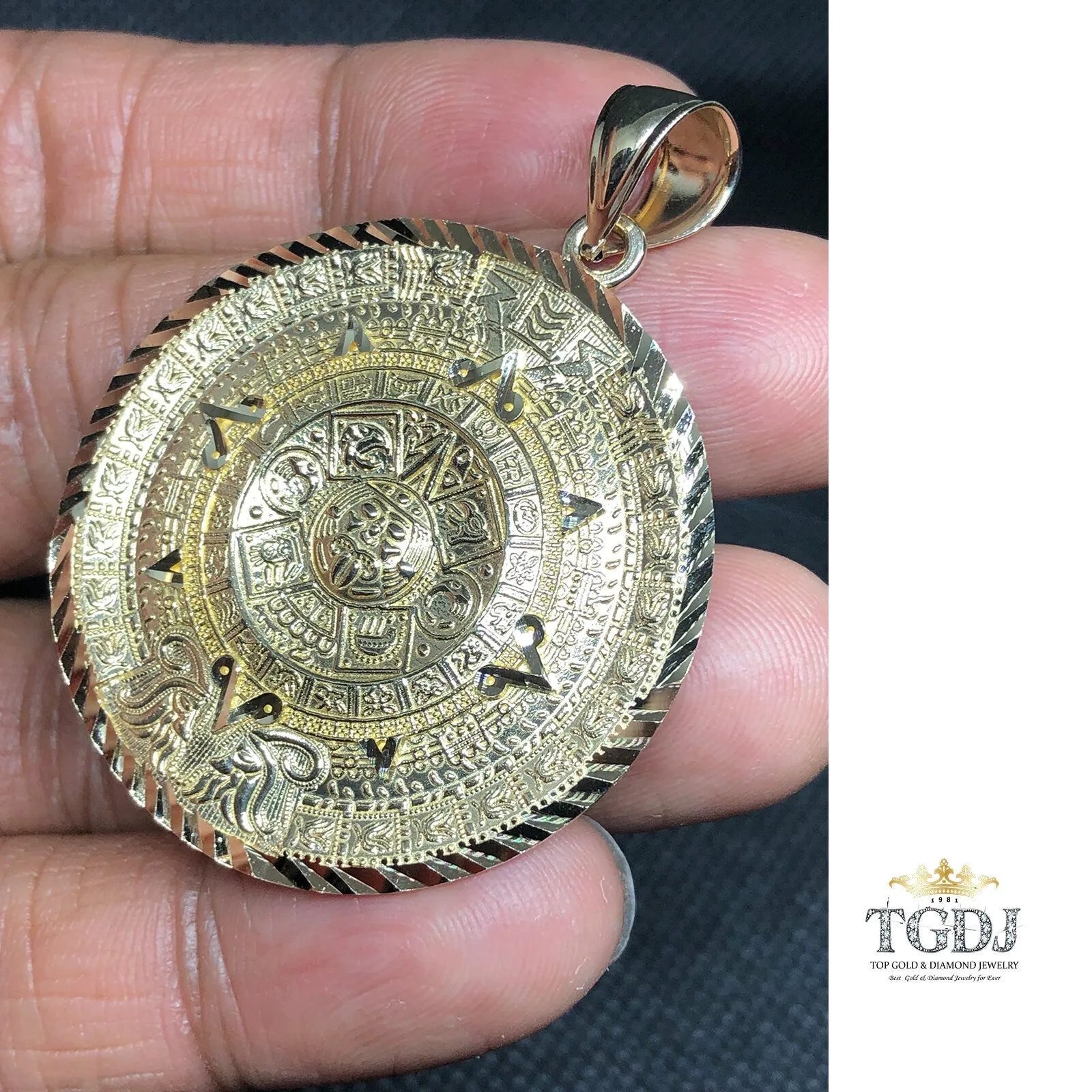 14k Solid Real Yellow Gold Diamond Cut Mexican Aztec Calendar Calendario Sun Mayan Pendant 40 MM/1.5 Inch 8 Grams