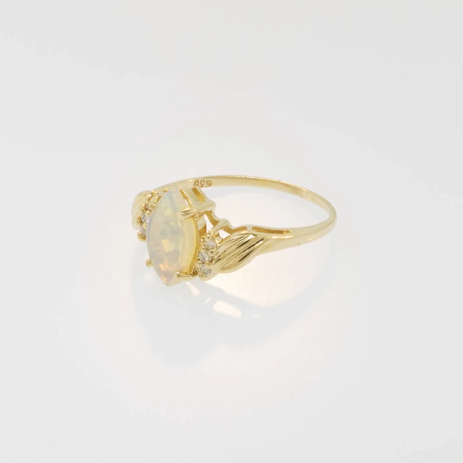 14K Yellow Gold Opal and Diamond Ring Size 6.25 Preowned Jewelry