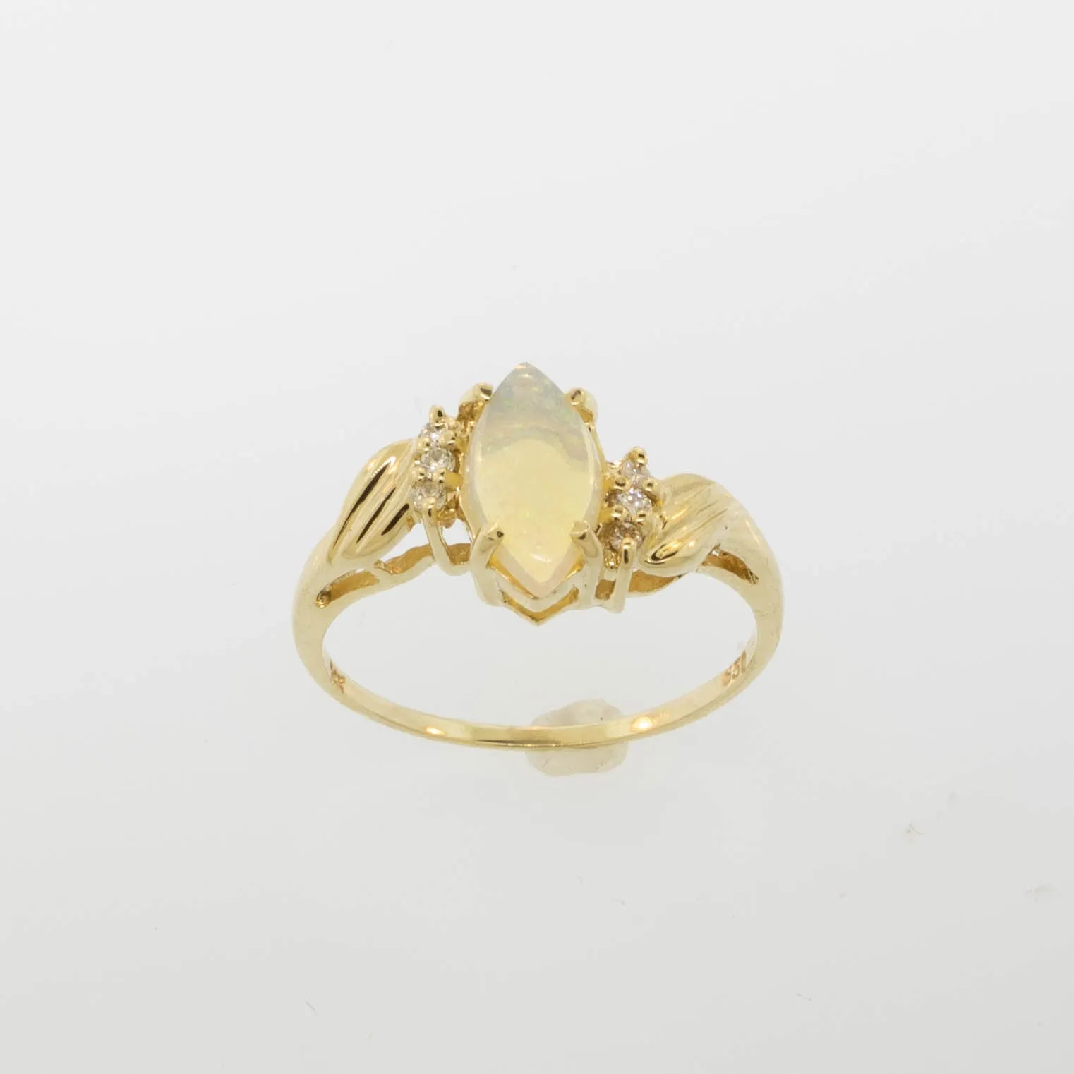 14K Yellow Gold Opal and Diamond Ring Size 6.25 Preowned Jewelry