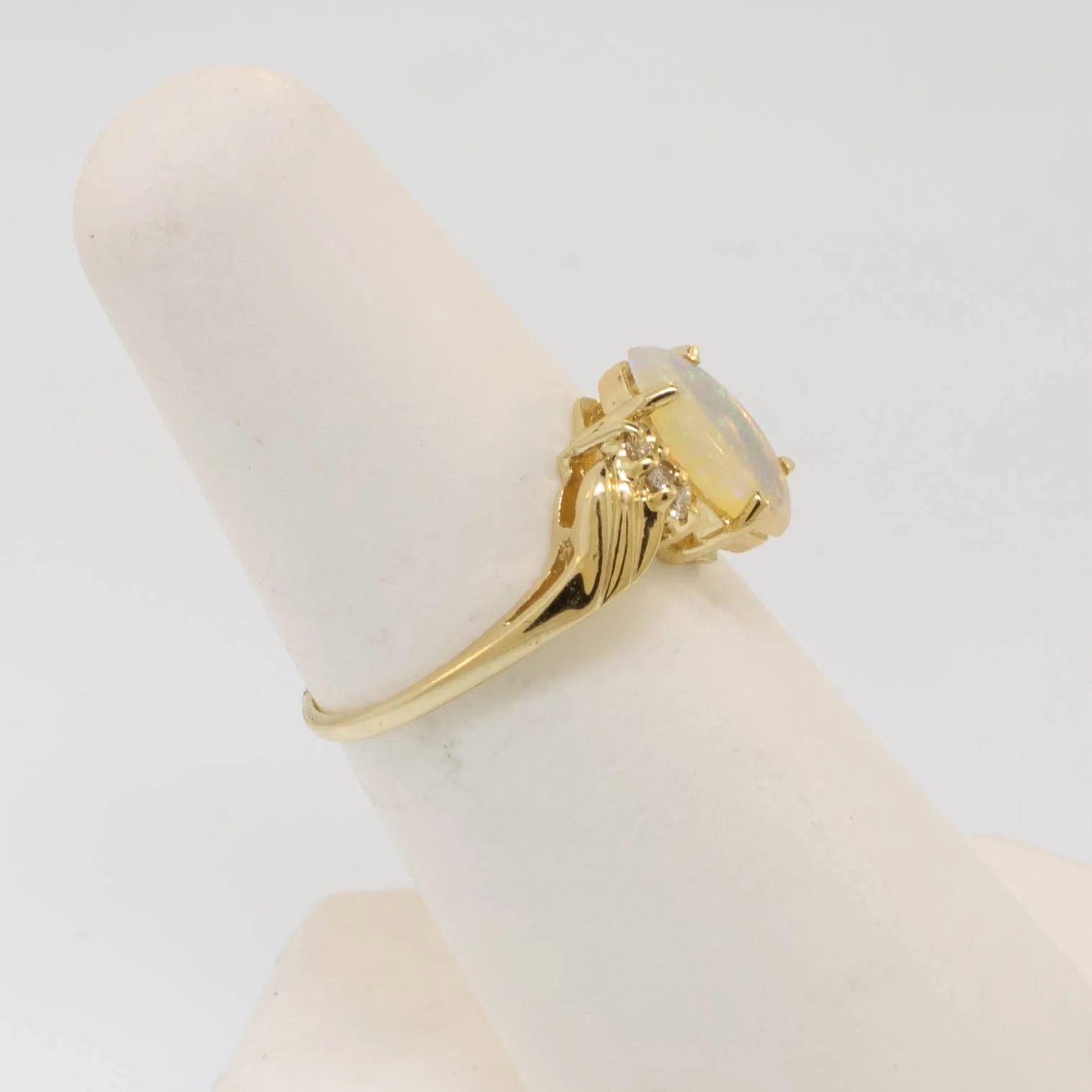14K Yellow Gold Opal and Diamond Ring Size 6.25 Preowned Jewelry