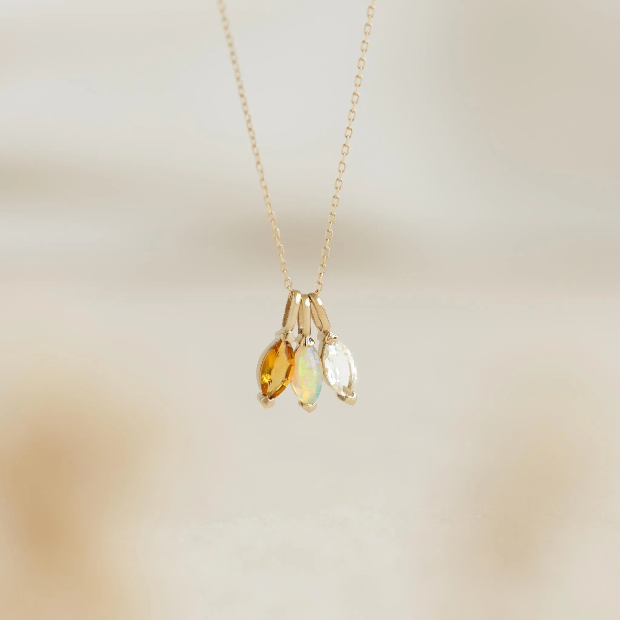 April Birthstone Pendant 14k Gold - White Topaz