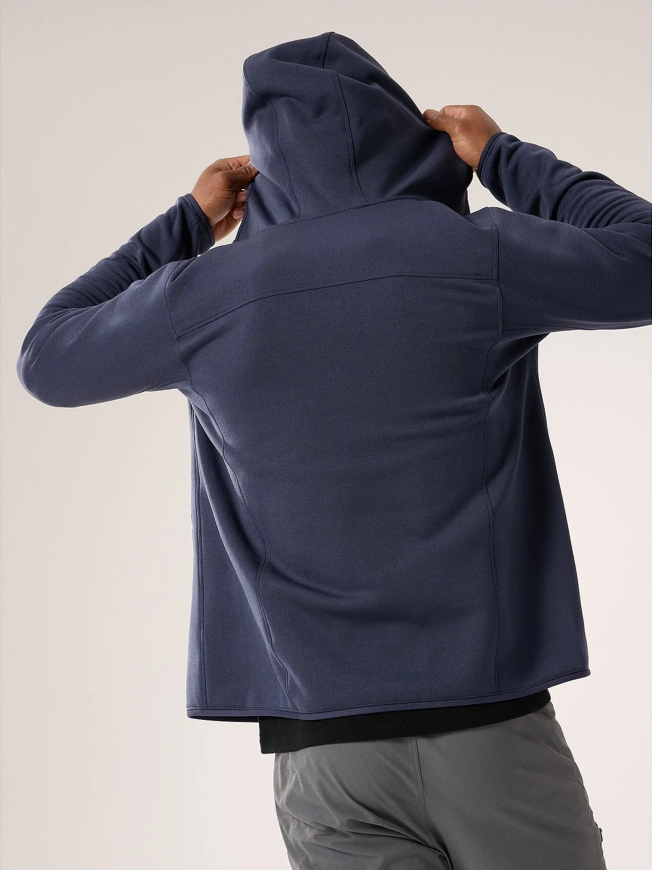 Arc&#x27;teryx Men&#x27;s Kyanite Hoody Black Sapphire | Buy Arc&#x27;teryx Men&#x27;s Kyanite Hoody Black Sapphire here | Outnorth