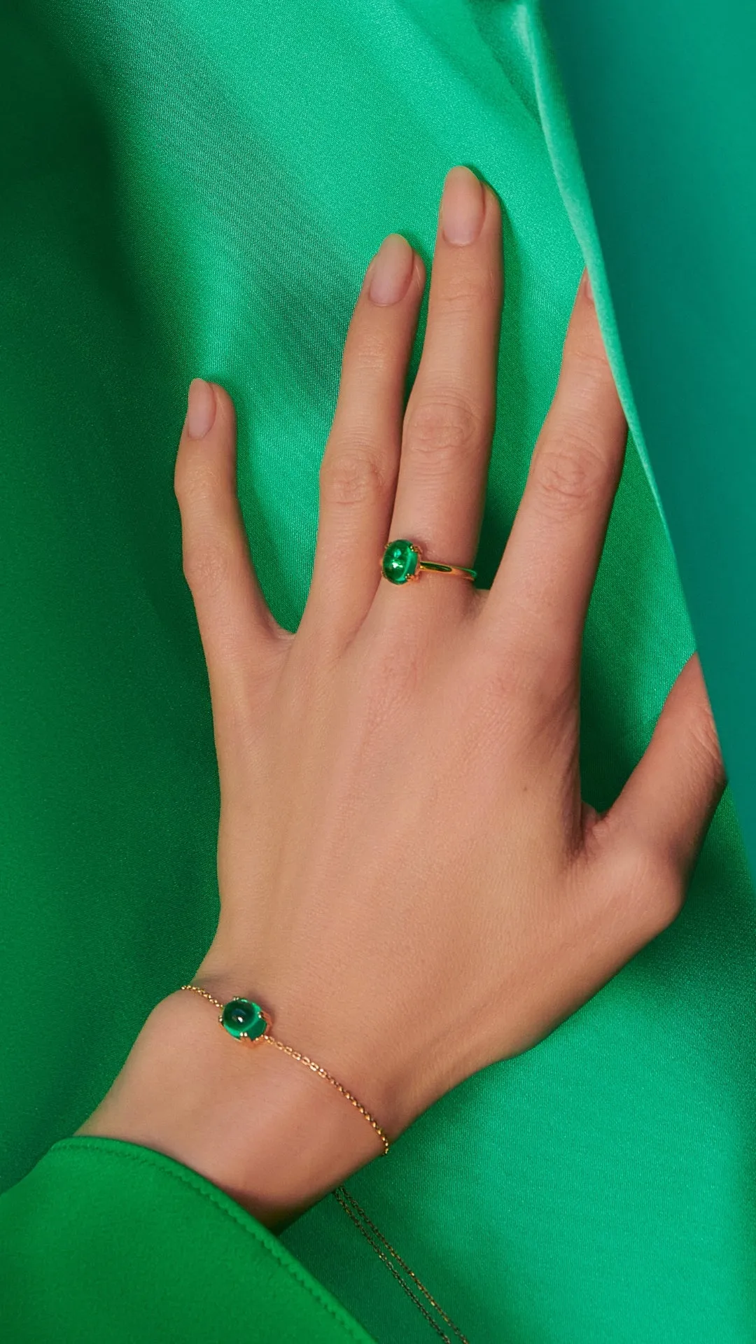 Cabochon Bracelet Emerald Gold Vermeil