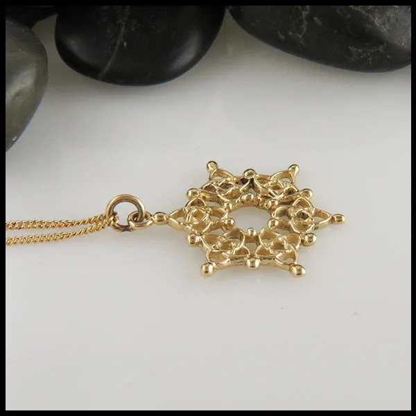 Celtic Starlight Snowflake Pendant in Gold