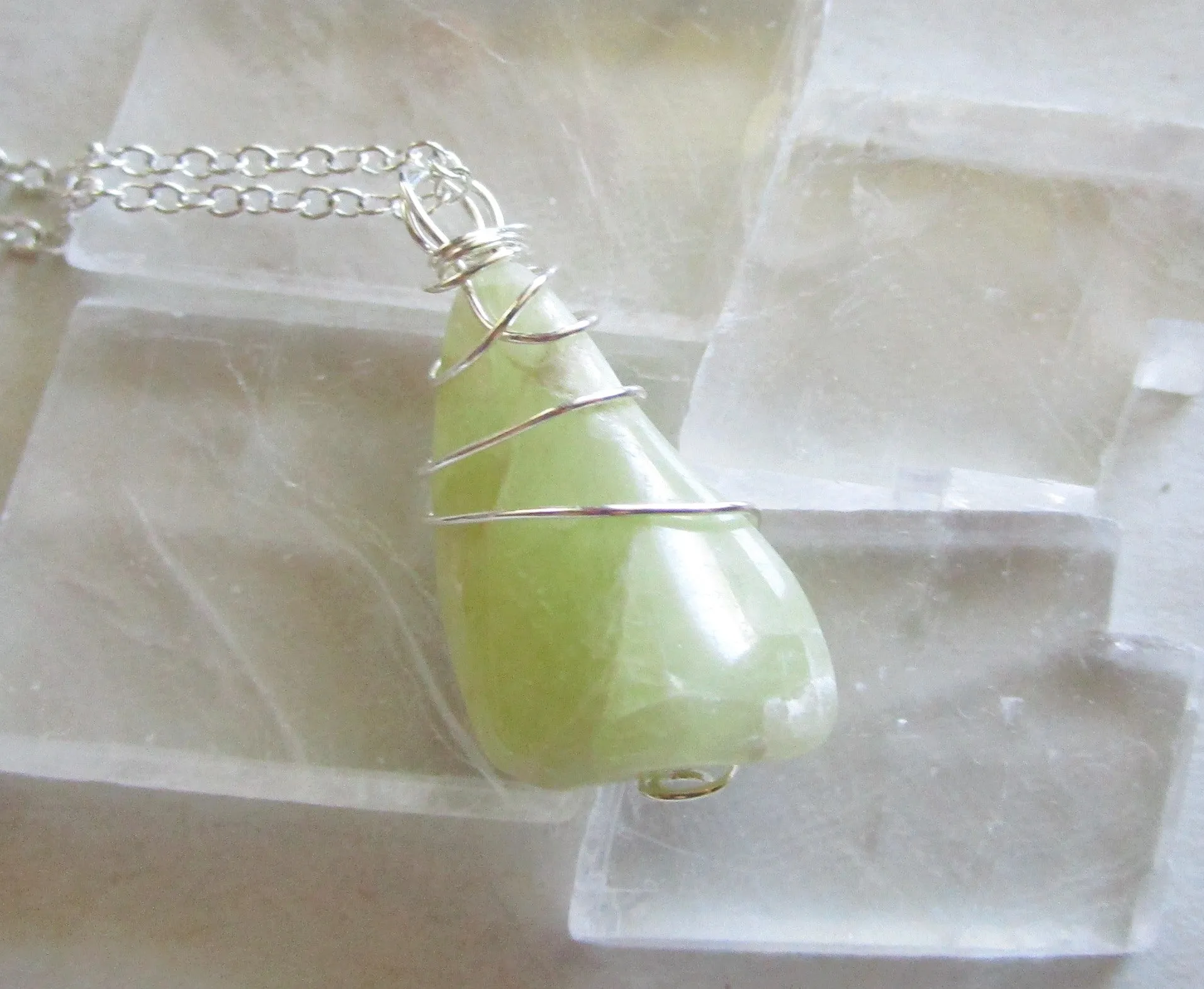 Green Heliodor Natural Beryl Gemstone Crystal Pendant Necklace