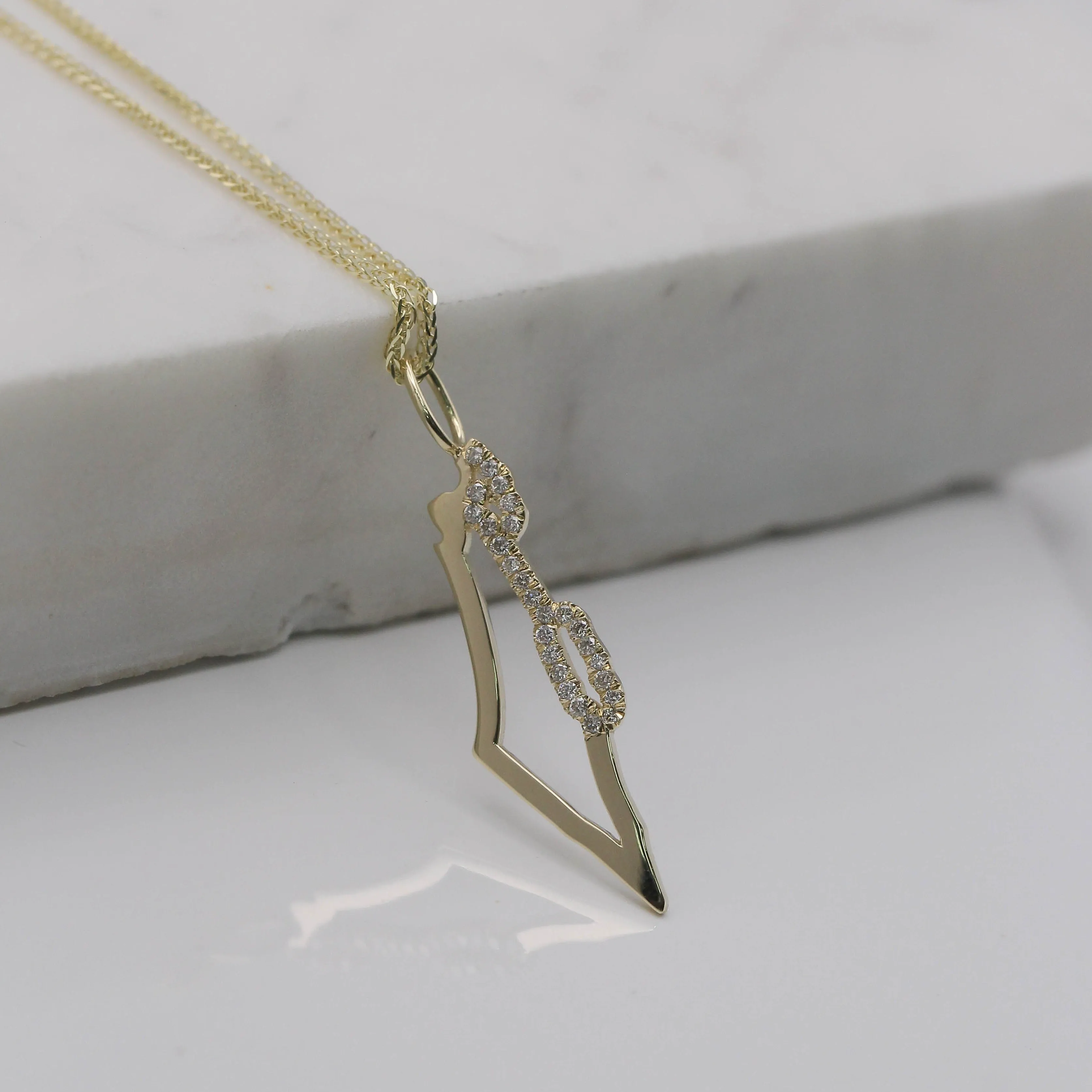 Israel Frame Gold pendant With White Diamonds On the Sea Line