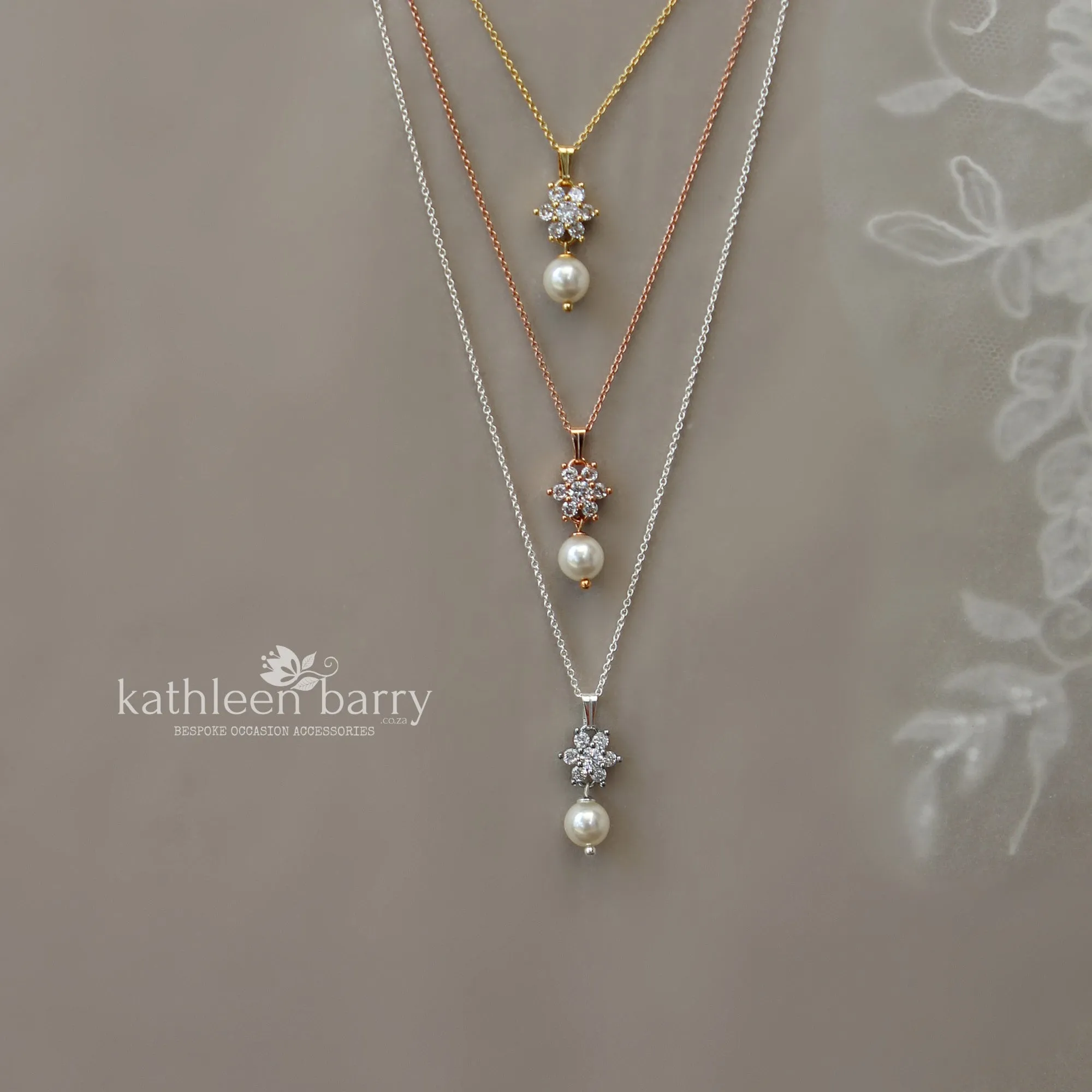 Nina chain pendent necklace - Cubic Zirconia & pearl - Available in Silver, gold or rose gold - Limited stock