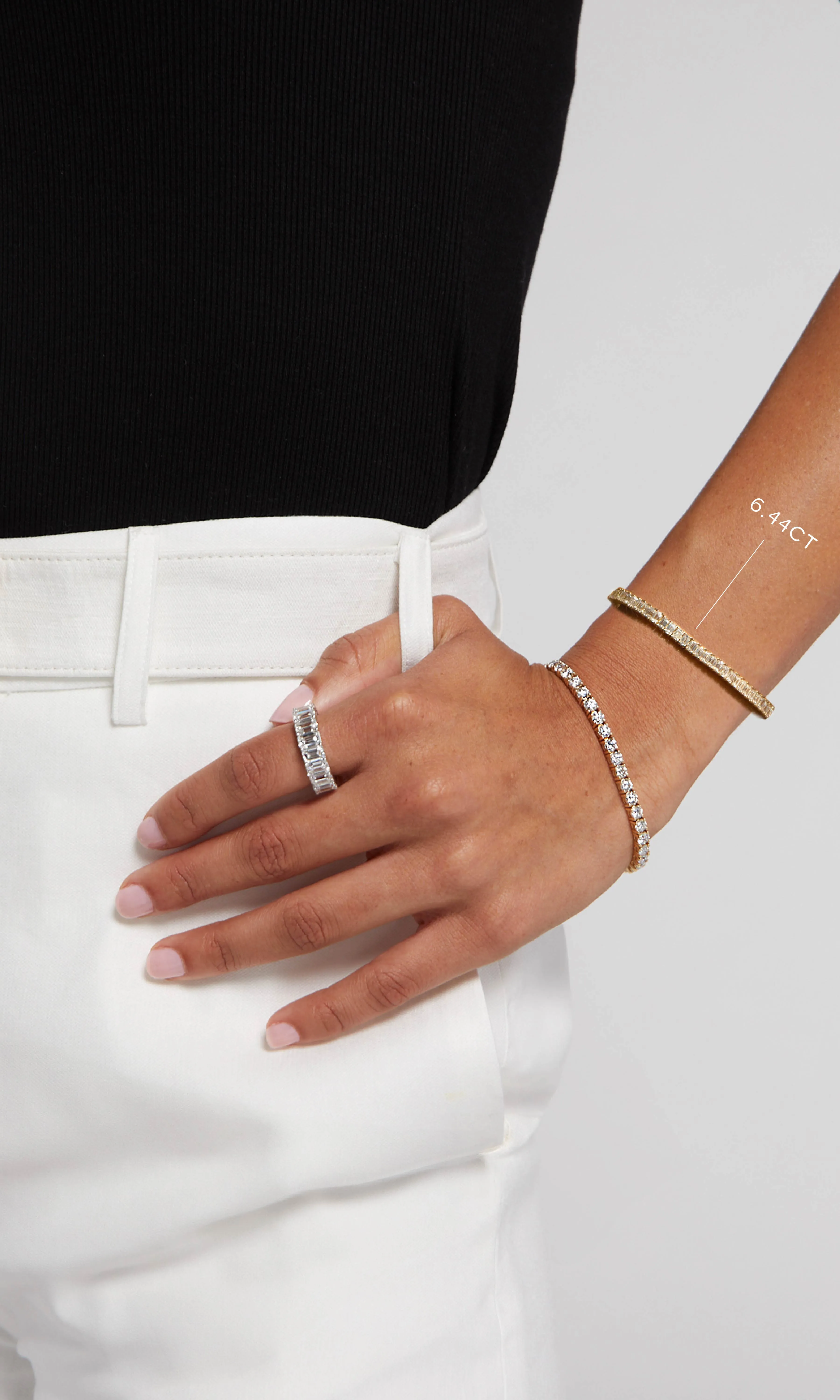 THE LOVE EMERALD CUT BRACELET 6.44 Carats
