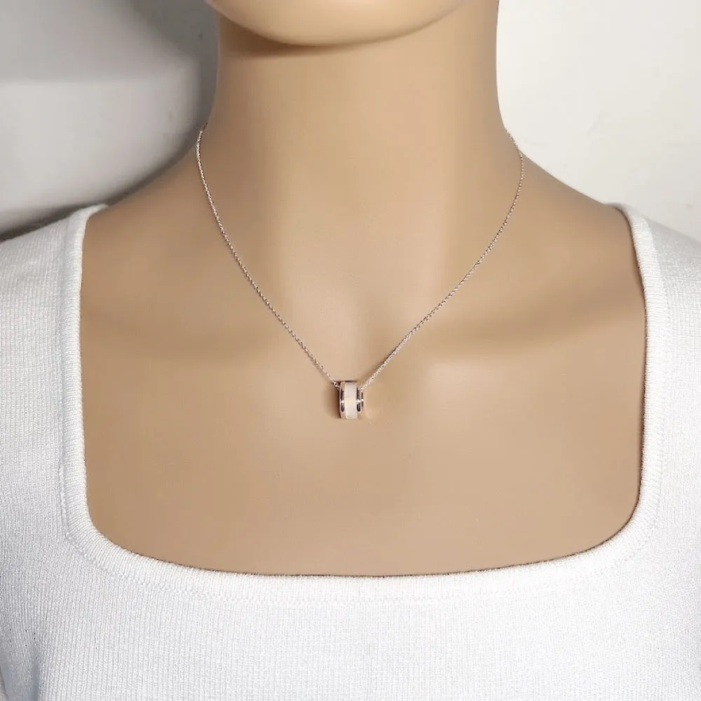 Tunnel Mother of Pearl Necklace