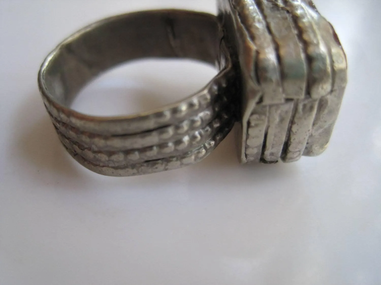 Vintage Bedouin Metal and Glass Ring - Size 8